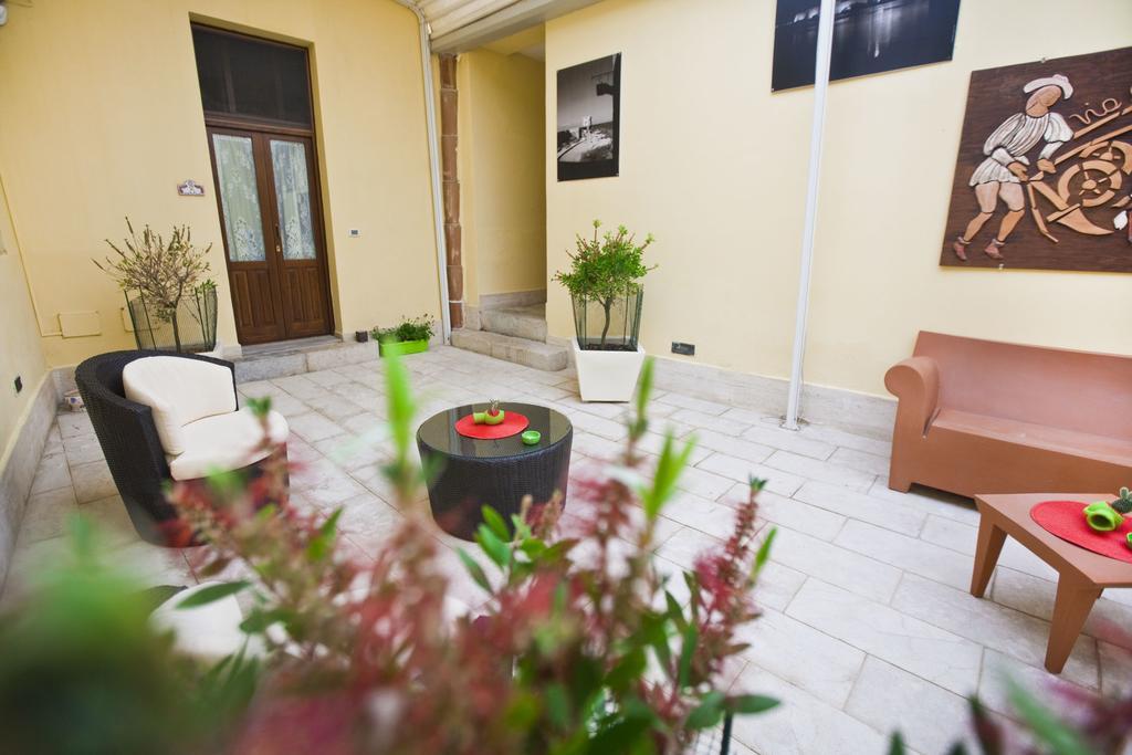 Residence Cortile Mercè Trapani Extérieur photo