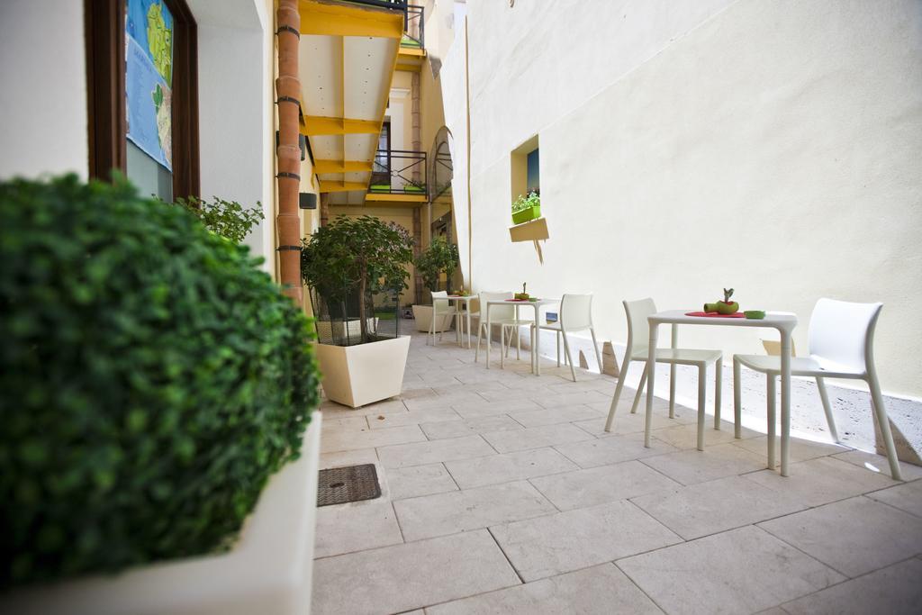 Residence Cortile Mercè Trapani Extérieur photo